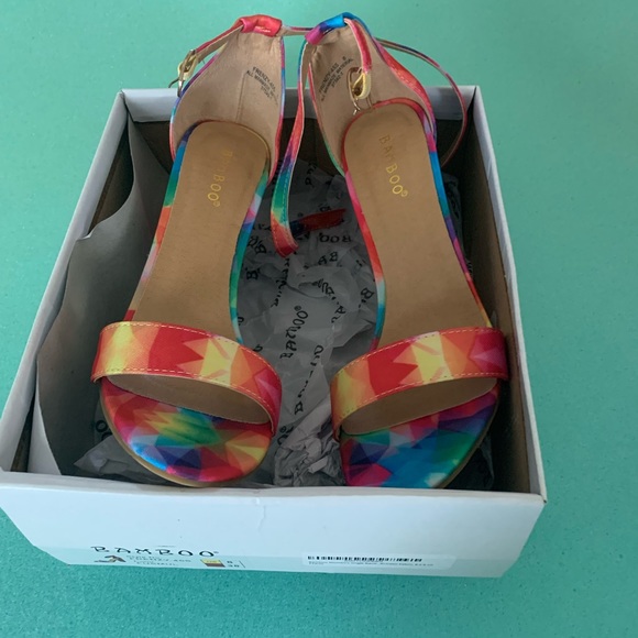 Bamboo shoes - Picture 3 of 3